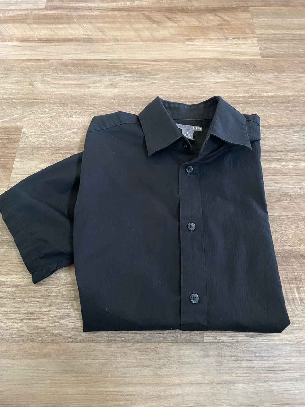 H&M Mens Black Short Sleeve BUtton Down Shirt SZ Medium